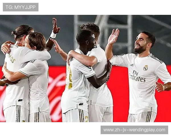 西甲联赛赛程密集期通常在什么时间段？